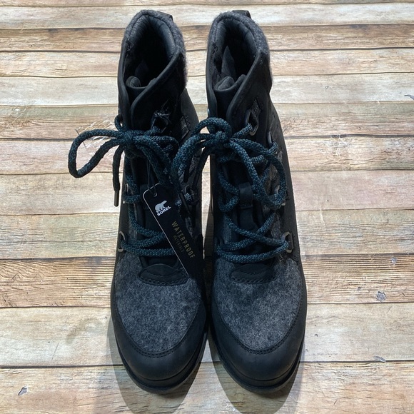 Sorel Women's Blake Lace Boot NWT - Picture 2 of 5
